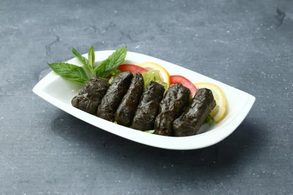 يالنجي (ورق عنب محشو)